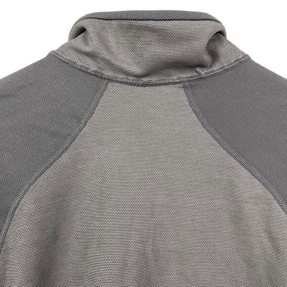 Patagonia Mens Gray 1/4 Zip Pullover Long Sleeve Performance Baselayer Stains M - Picture 12 of 16